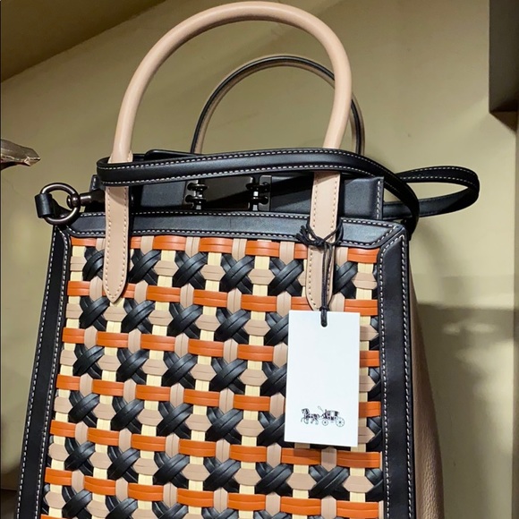 Coach hand woven purse. - Picture 3 of 6